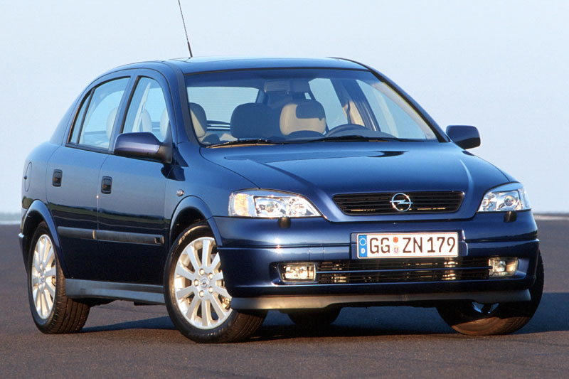 Opel Astra 1.6 Edition 2002 - voorkant