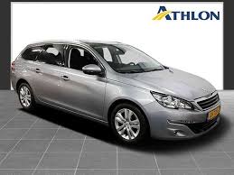 Peugeot 308 SW 1.6 BlueHDI BL Ex.P. 2015 - voorkant