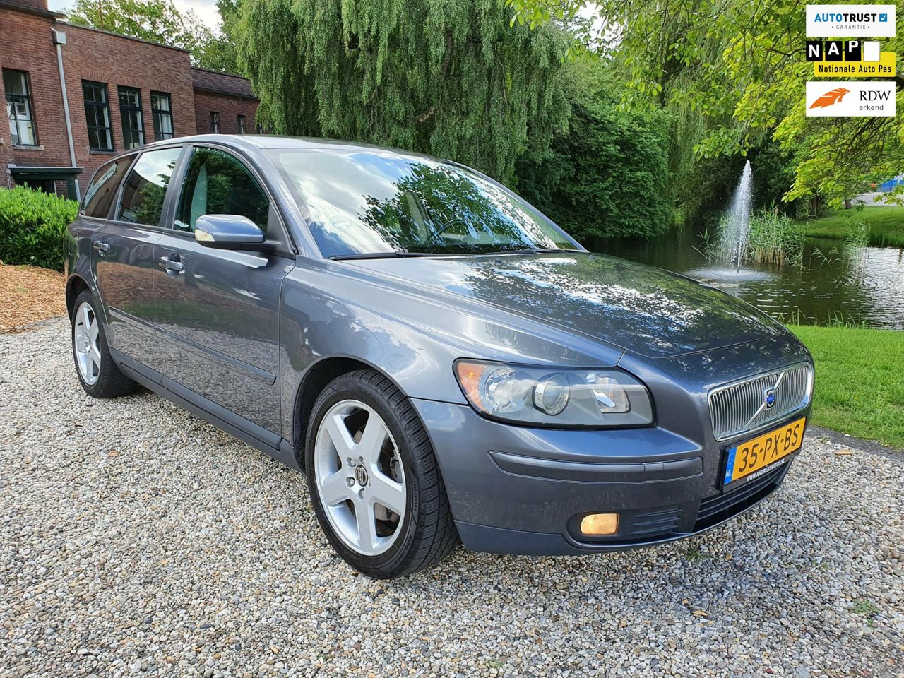 Volvo V50 2.4 Momentum 2005 - voorkant
