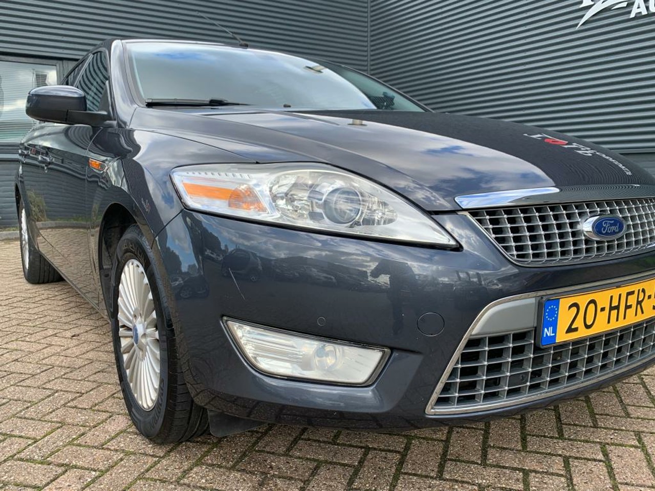 Foto van Ford Mondeo