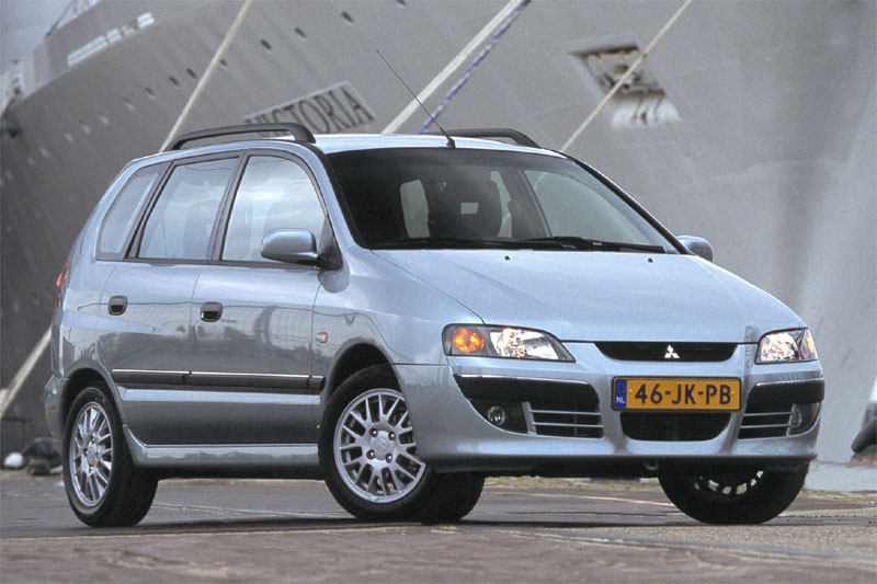 Mitsubishi Space Star 1.6 Family 2003 - voorkant