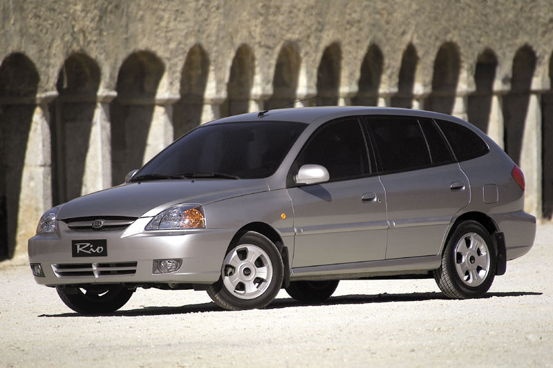 Kia Rio 1.3 RS 2004 - voorkant