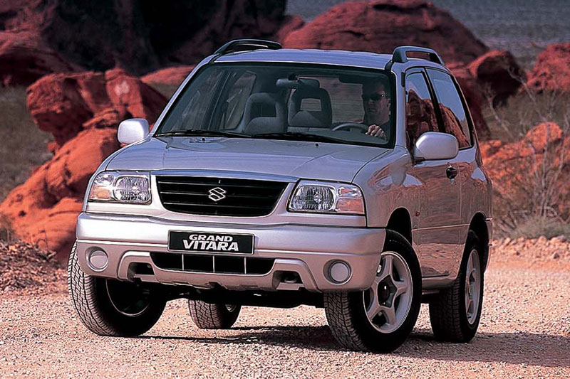 Suzuki Grand Vitara 2.0 Metal Top Wide B 2002 - voorkant