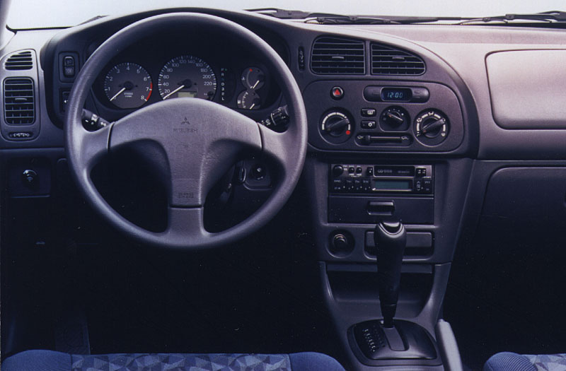 Foto van Mitsubishi Colt