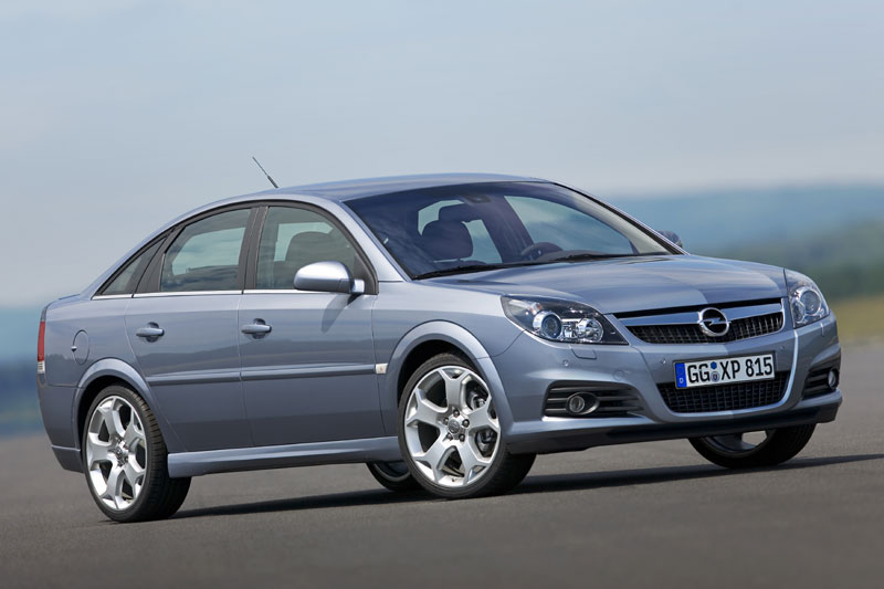 Opel Vectra GTS 2.2-16V Executive 2008 - voorkant