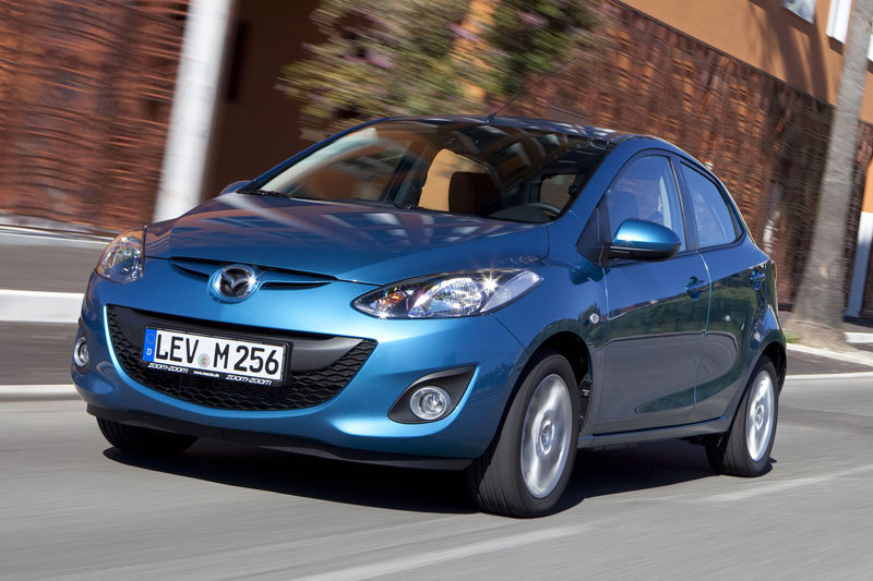Mazda 2 1.3 Silver Edition 2014 - voorkant