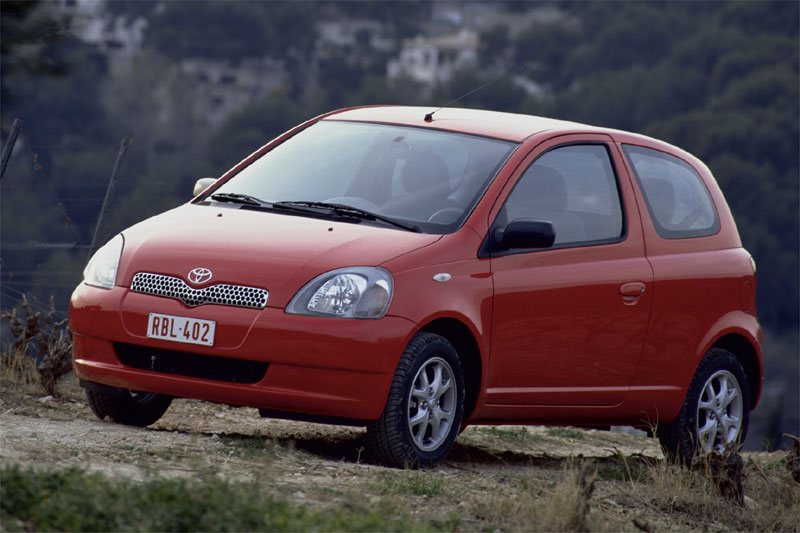 Toyota Yaris 1.0-16V VVT-i YORIN 2001 - voorkant
