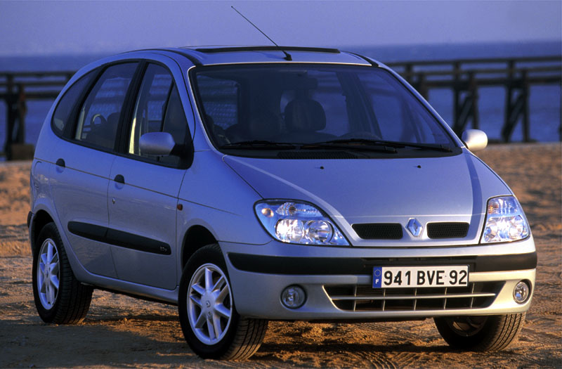 Renault Scénic 1.6-16V Authentique 2003 - voorkant