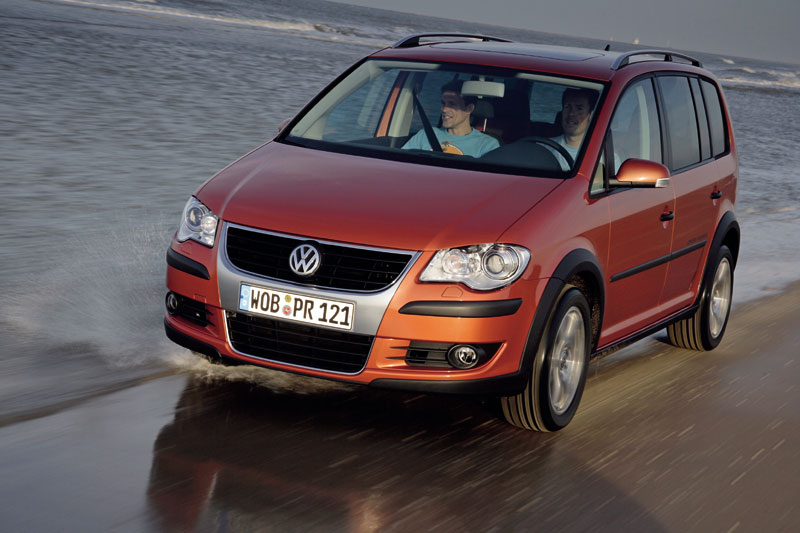 Volkswagen Touran 1.4 TSI Cross 2008 - voorkant