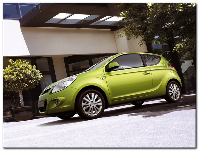 Hyundai I20 1.4i i-Motion 2011 - voorkant