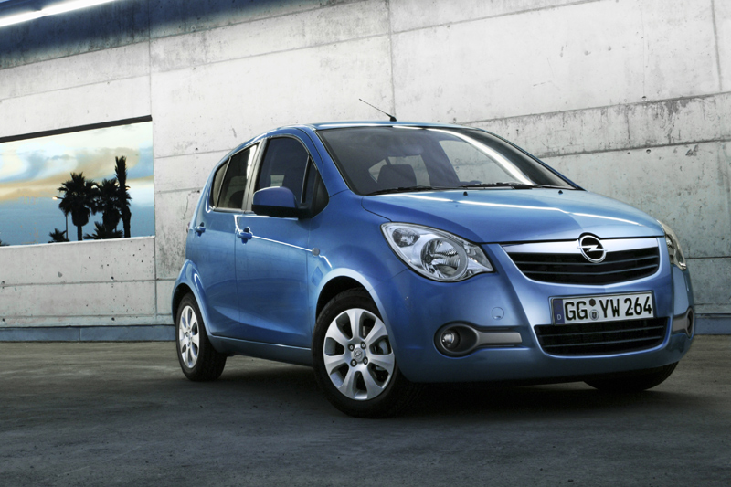 Opel Agila 1.0 Edition 2011 - voorkant
