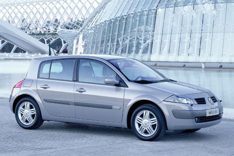 Renault Mégane 1.6-16V Expr.Luxe 2004 - voorkant