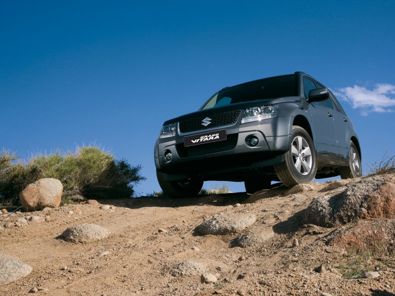 Suzuki Grand Vitara 2.4 Exclusive 2015 - voorkant