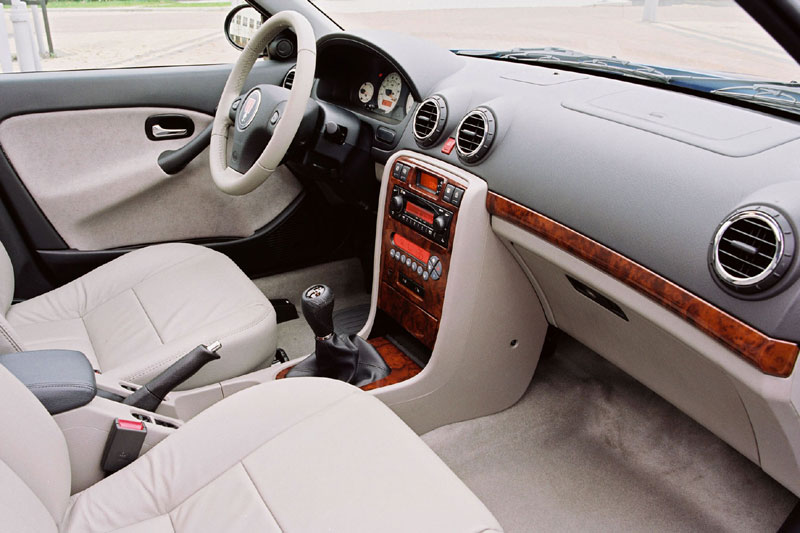 Foto van Rover 45