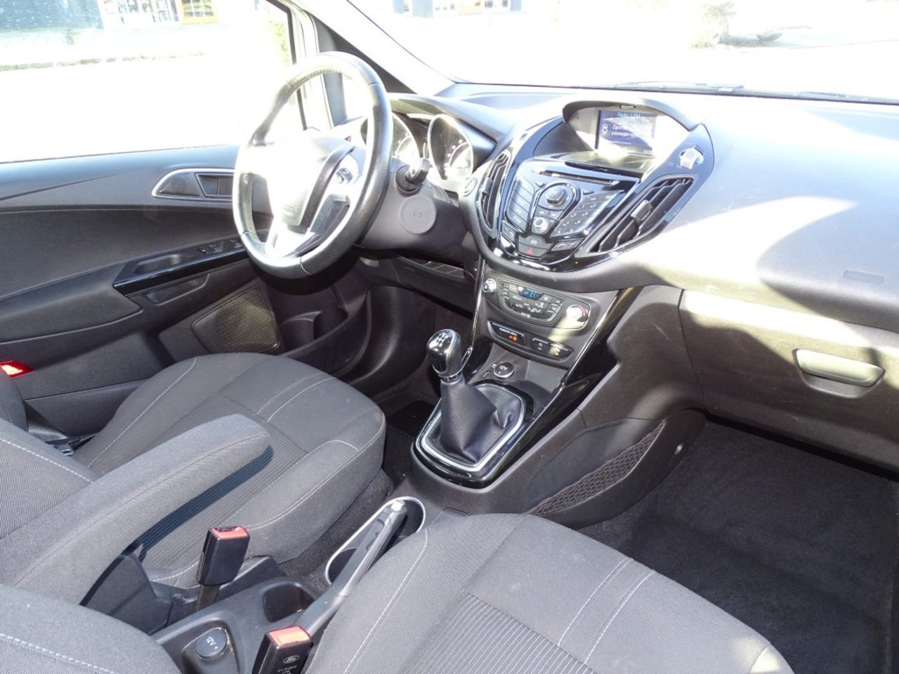 Foto van Ford B-max