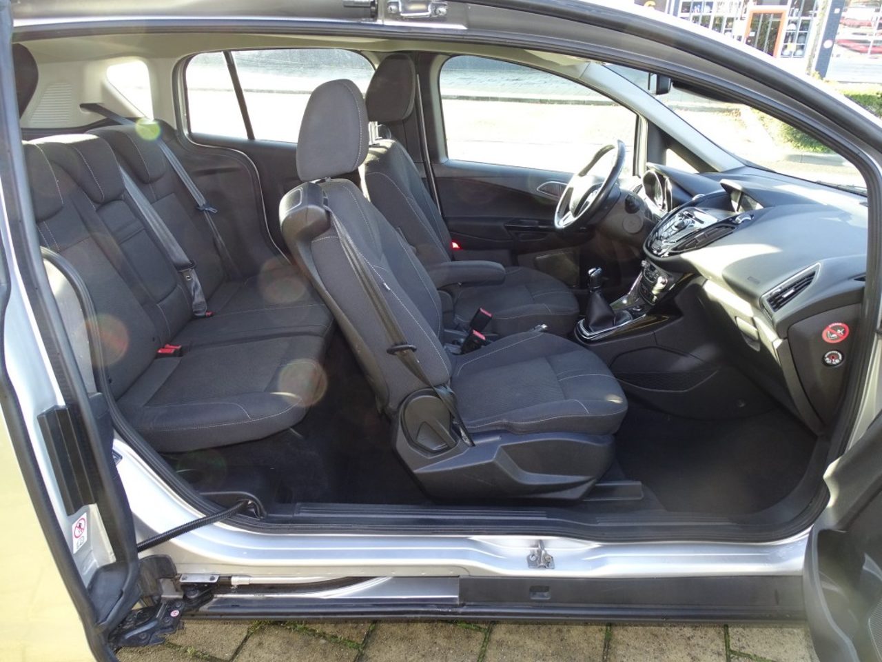Foto van Ford B-max