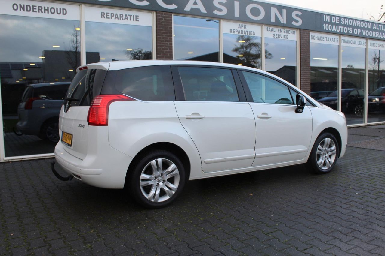 Foto van Peugeot 5008