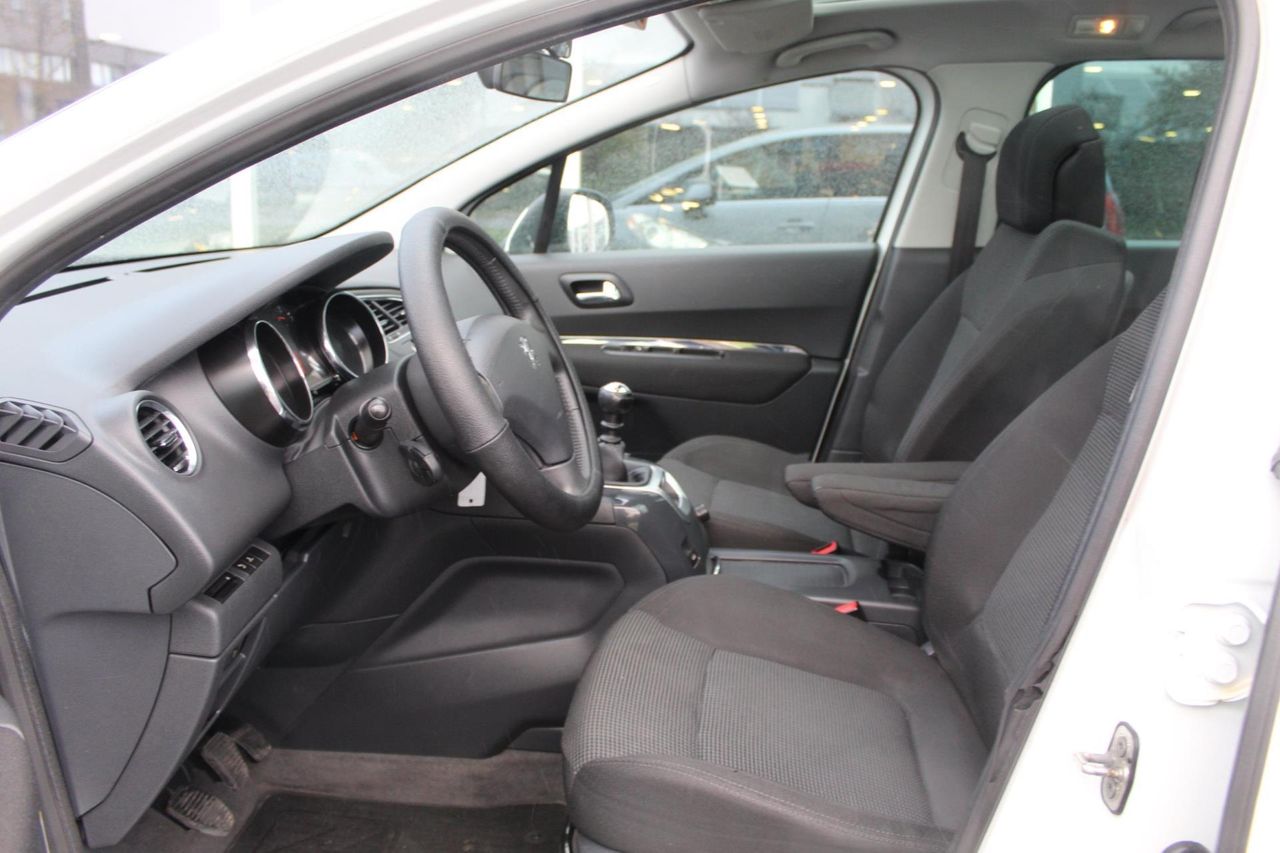 Foto van Peugeot 5008