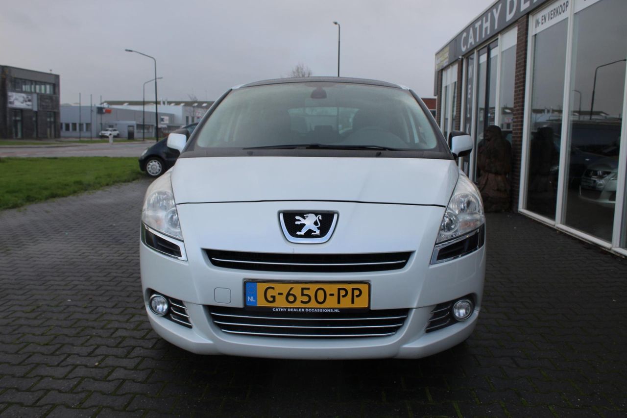 Foto van Peugeot 5008