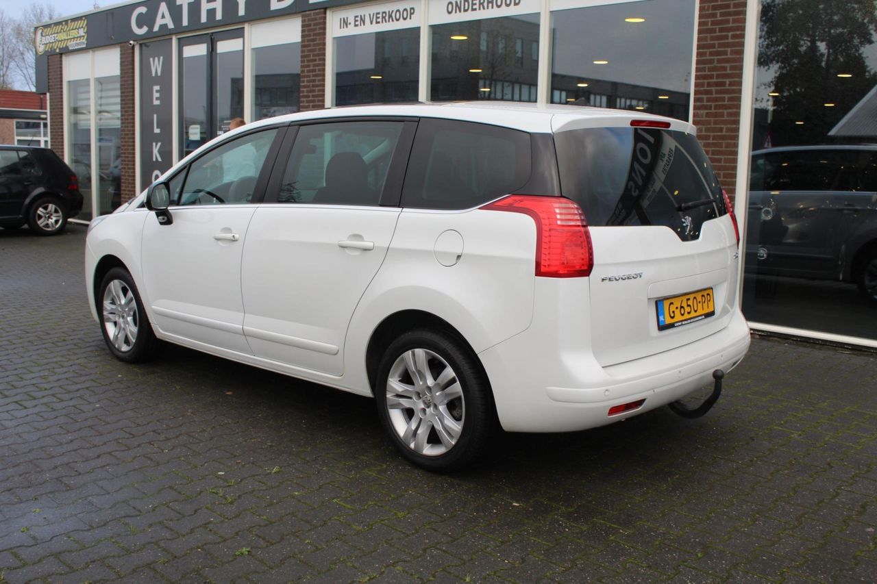Foto van Peugeot 5008