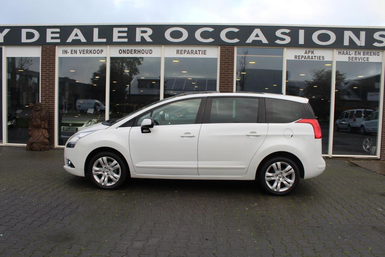 Foto van Peugeot 5008