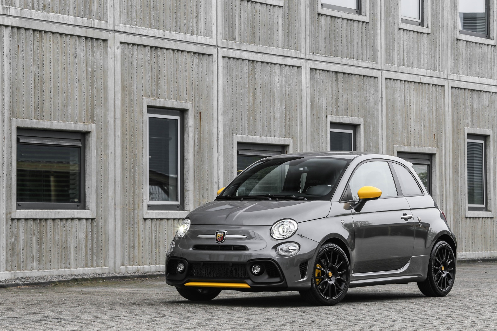 Fiat 500 1.4 T-J Ab 595 Pista 2018 - voorkant