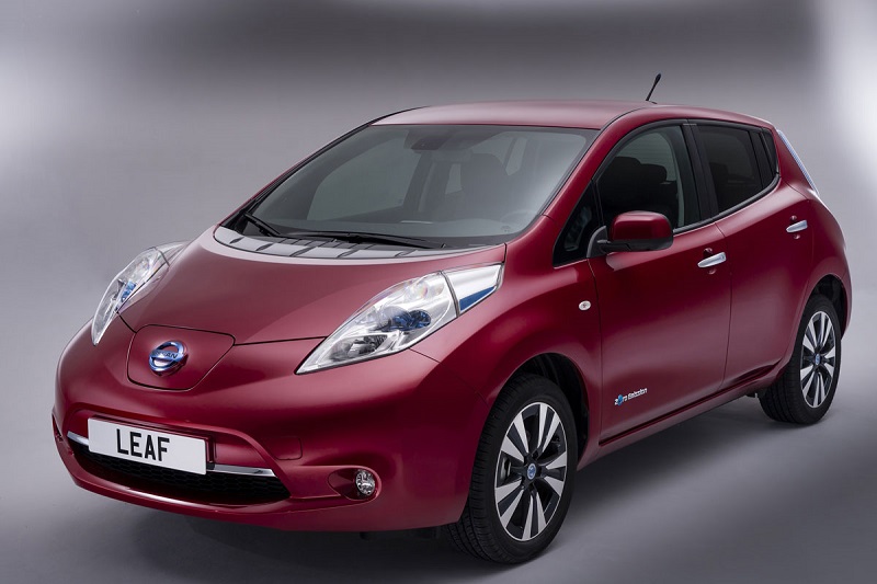 Nissan Leaf Visia 24 kWh 2015 - voorkant