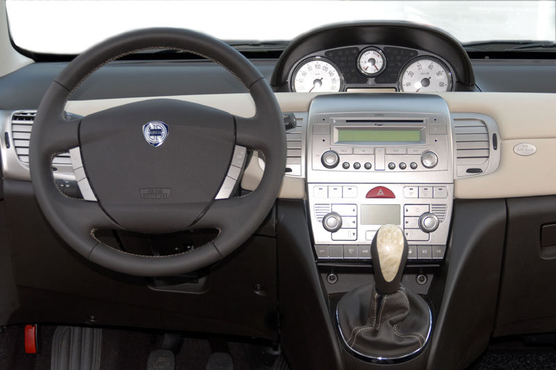 Foto van Lancia Ypsilon
