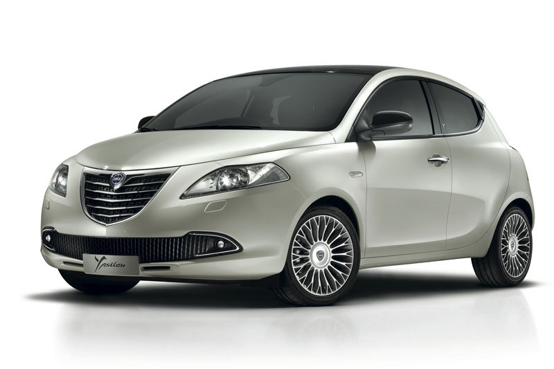 Lancia Ypsilon 0.9 TwinAir Gold 2012 - voorkant
