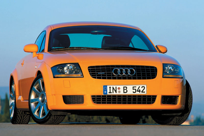 Audi TT 3.2 V6 quattro 2003 - voorkant