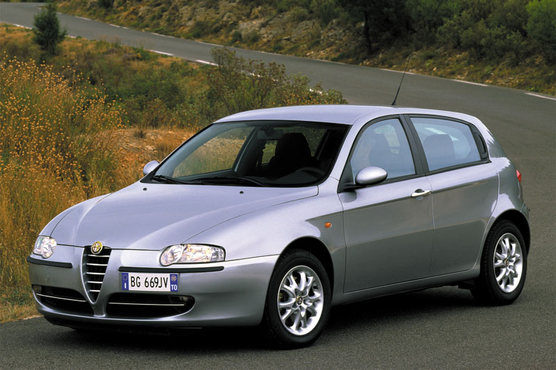 Alfa Romeo 147 2.0 TS Distinctive 2002 - voorkant