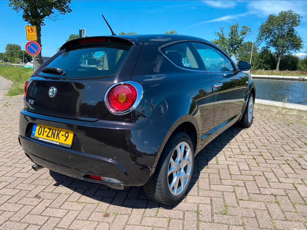 Alfa Romeo Mito 0.9 TwinAir Distinct 2012 - voorkant