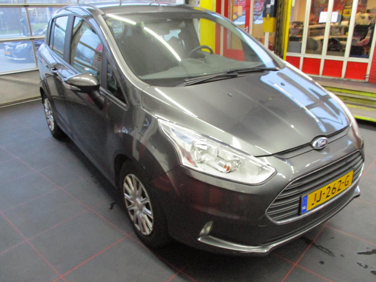 Foto van Ford B-max