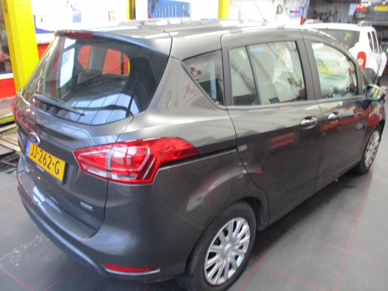 Foto van Ford B-max