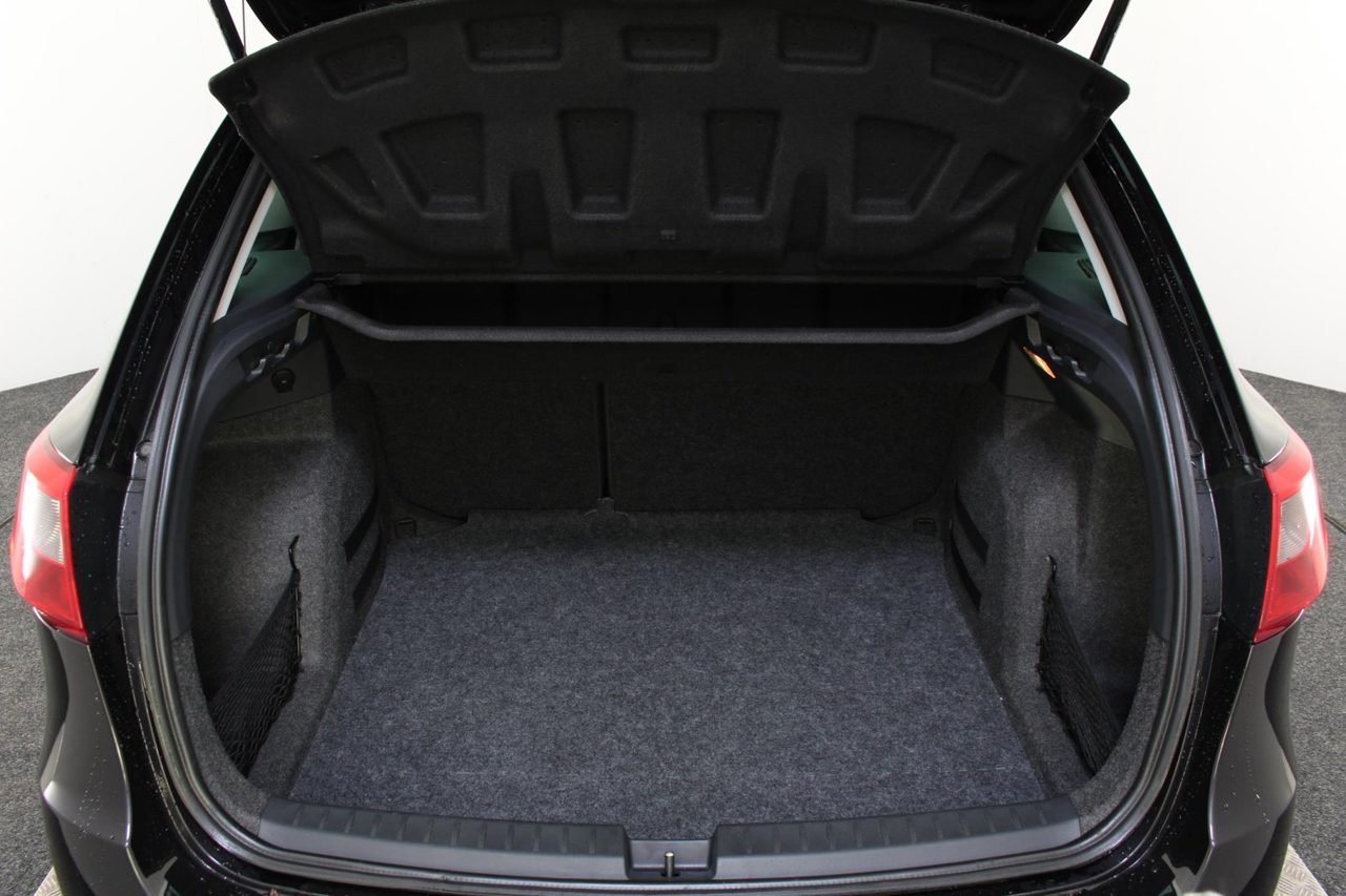 Foto van Seat Ibiza ST