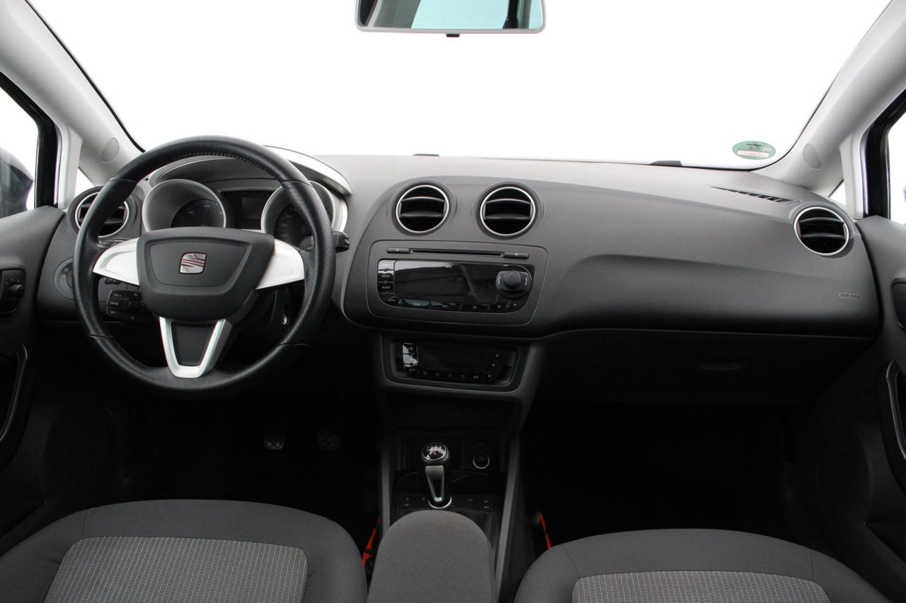 Foto van Seat Ibiza ST