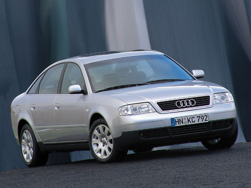 Audi A6 2.4 quattro 2004 - voorkant