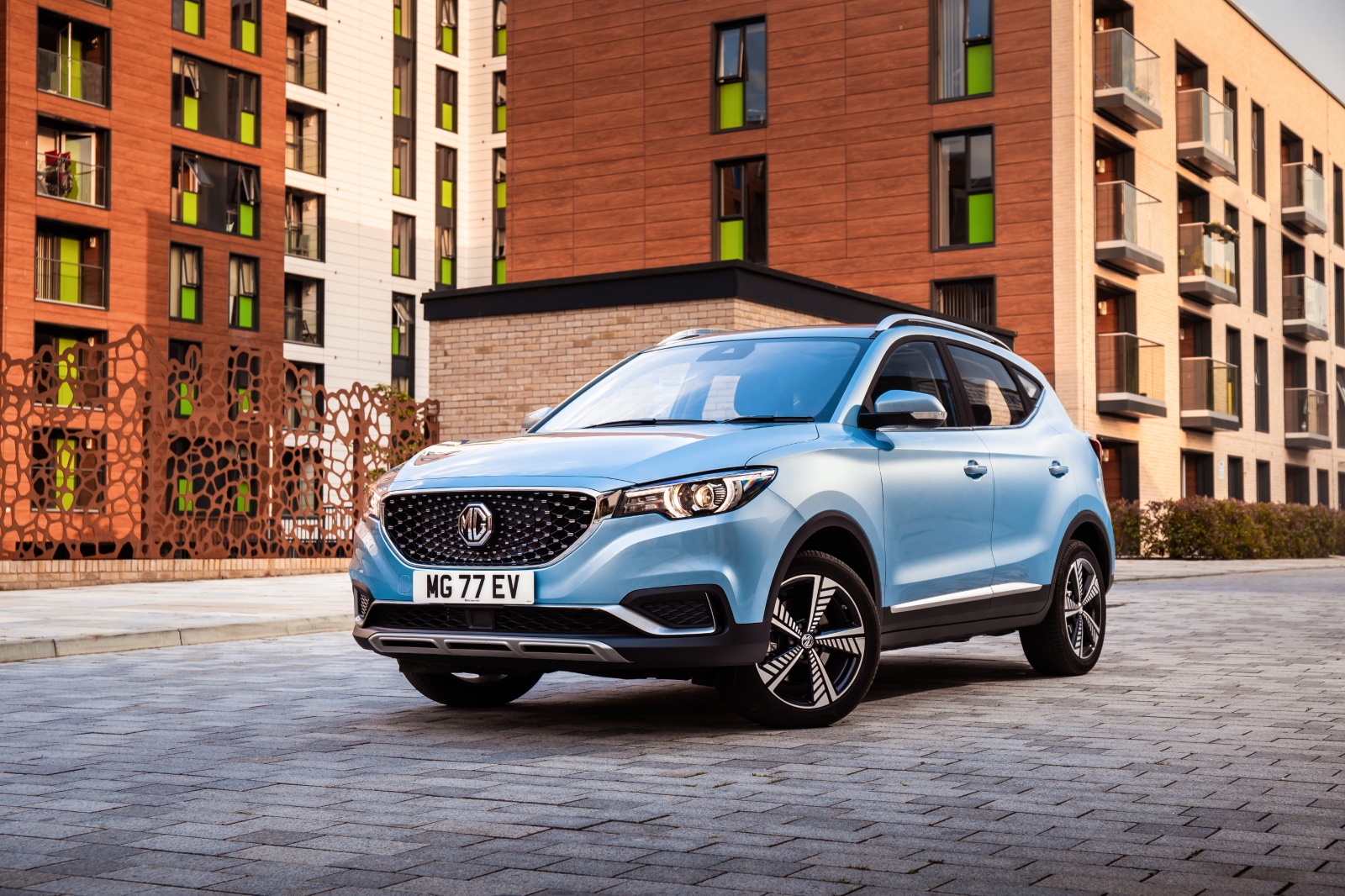 MG ZS EV Luxury 2020 - voorkant