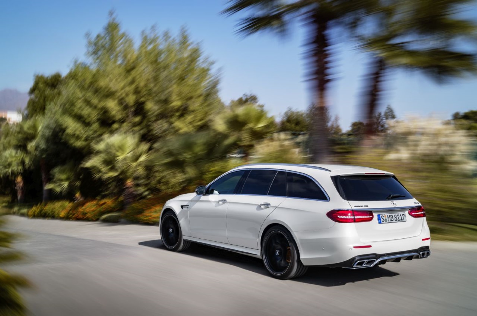 Foto van Mercedes-Benz E-klasse Estate
