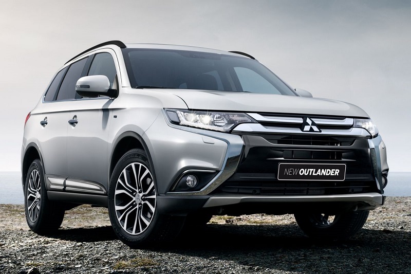 Mitsubishi Outlander 2.0 PHEV Instyle 2015 - voorkant