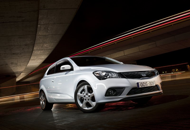 Kia Pro_cee'd 1.4 CVVT Nav.Pl.Pack 2011 - voorkant