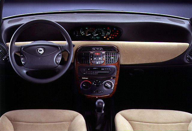 Foto van Lancia Ypsilon