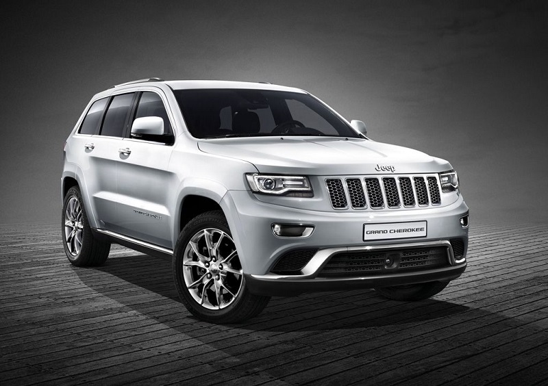 Jeep Grand Cherokee 3.0 CRD Overl Summit 2014 - voorkant