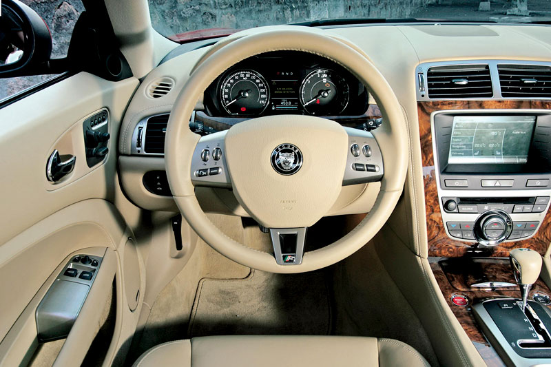 Foto van Jaguar XKR