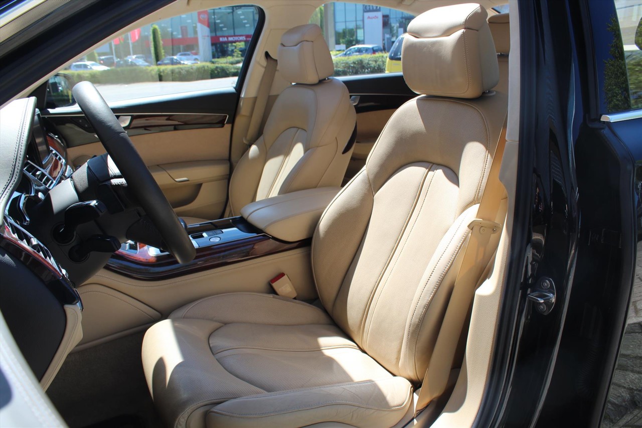 Foto van Audi A8