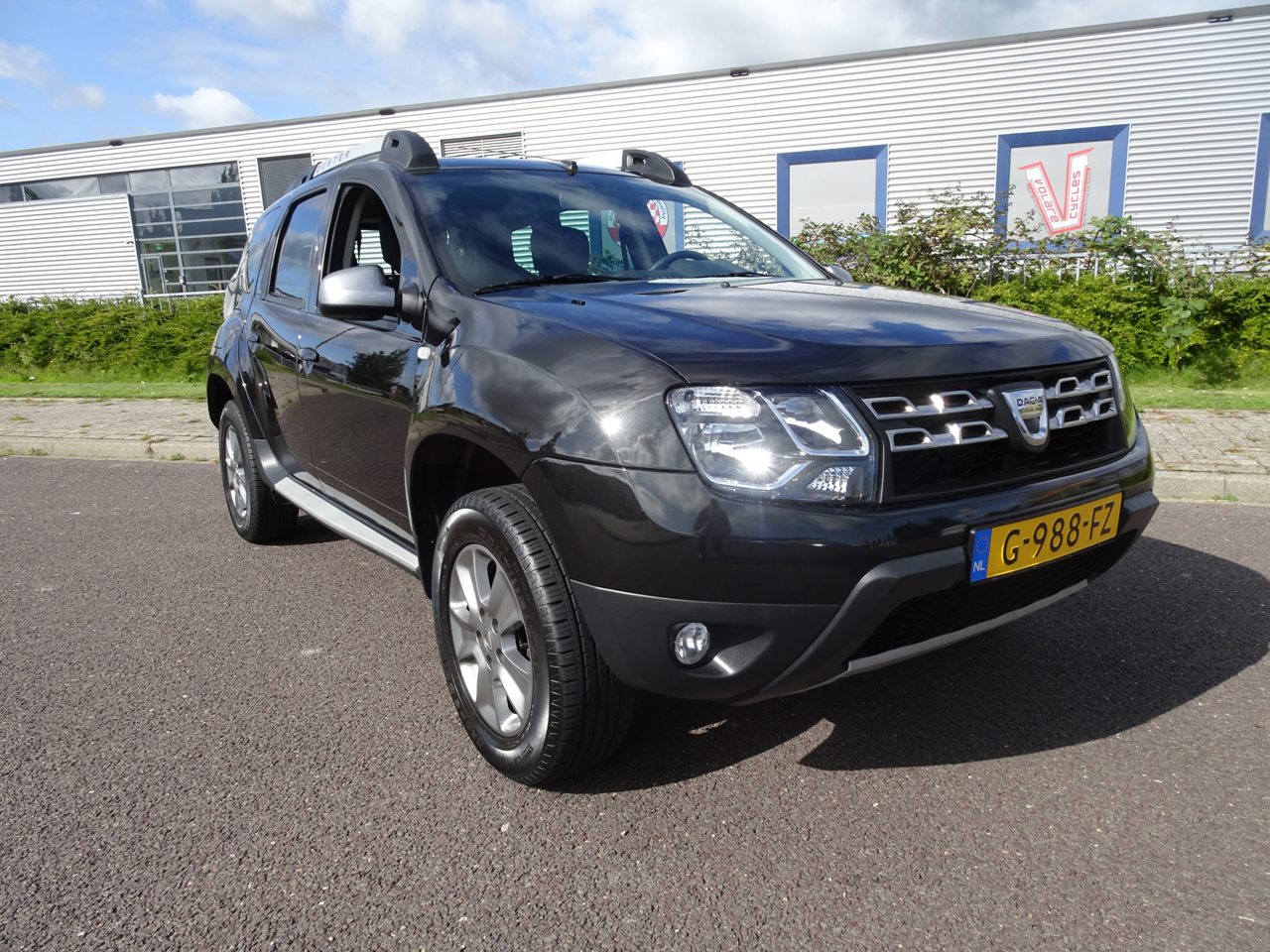 Dacia Duster 1.6 SCe 4x2 2016 - voorkant