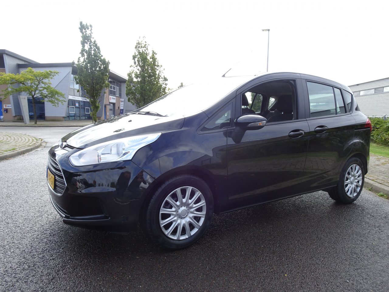Foto van Ford B-max