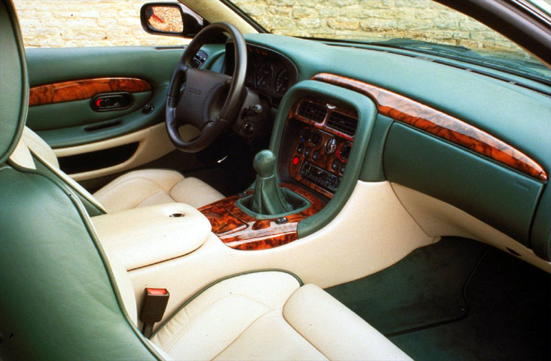 Foto van Aston Martin Db7 Volante
