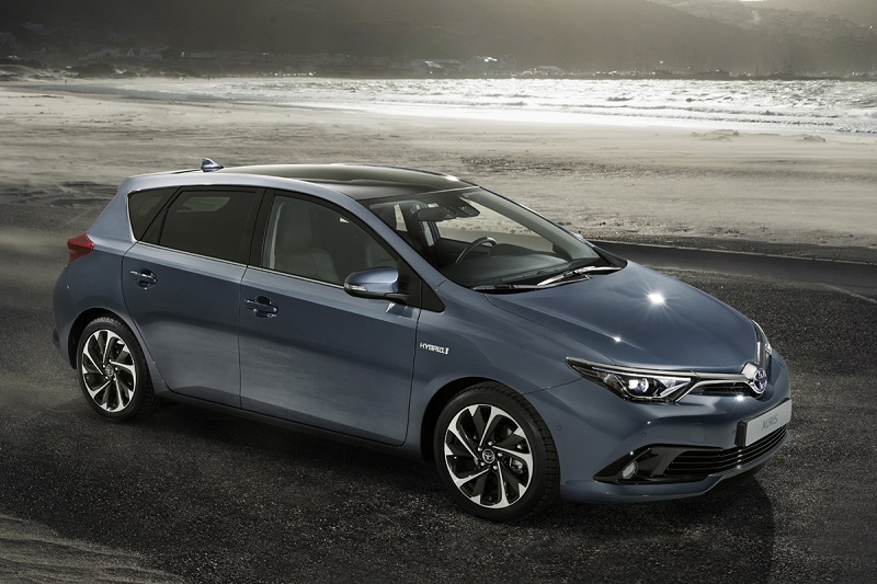 Toyota Auris 1.8 Hybrid Lease 2015 - voorkant