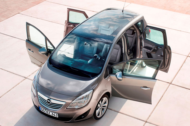 Opel Ampera 1.4 2013 - voorkant